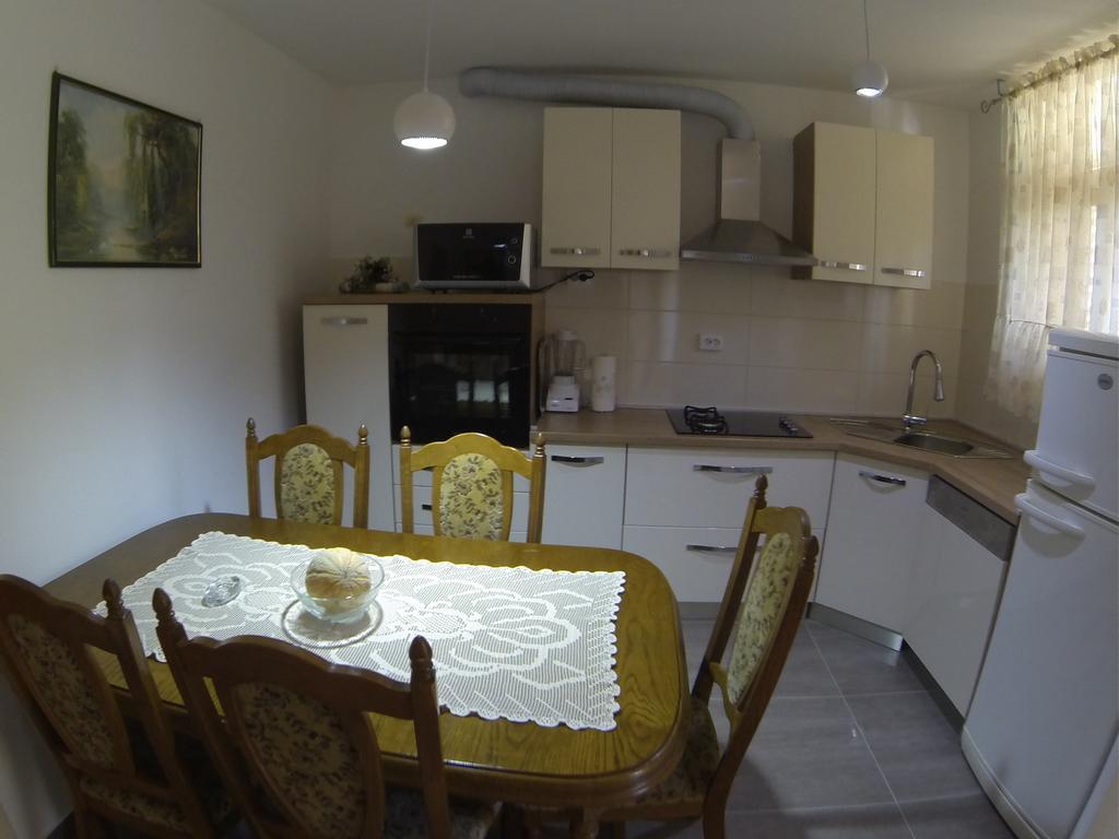 Appartement In Centre For 7 *