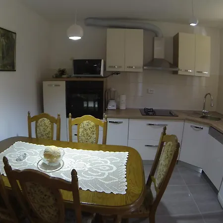 Apartment In Centre For 7 Split Room photo